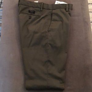 Banana Republic Emerson Chino Pants - Size 32x30
